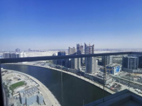 Modern 1 Bedroom Apartment, Business Bay Dubai